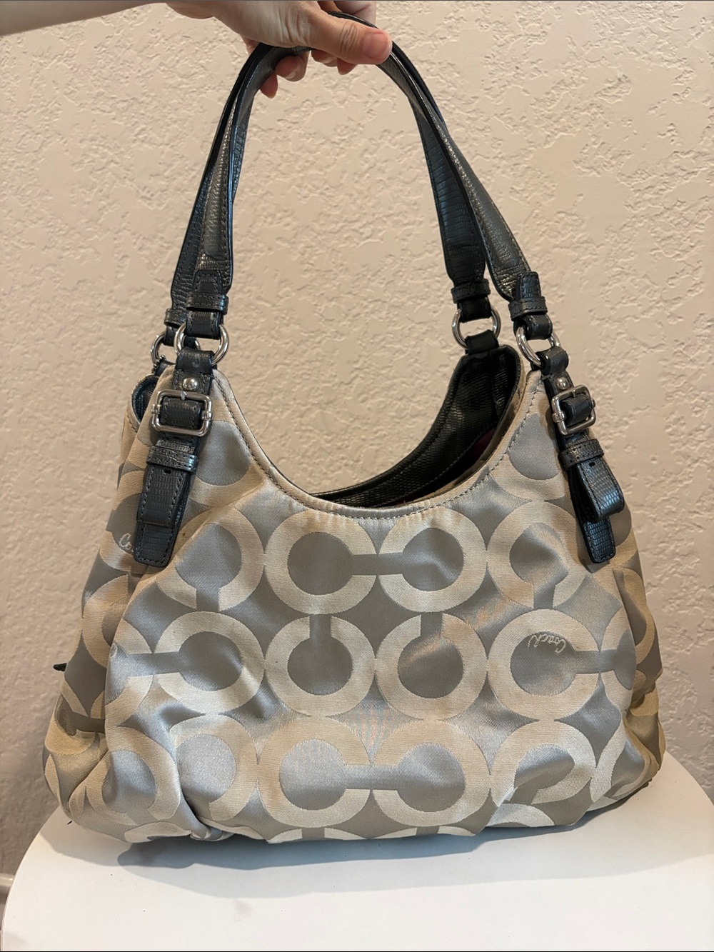 Coach Madison Maggie Shoulder Bag features a beige and silver signature - Picture 11 of 16